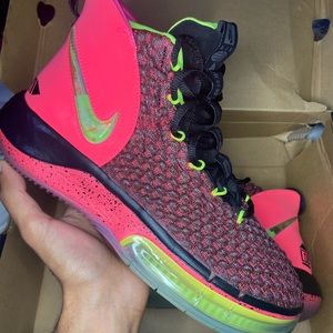 ❌SOLD❌ Nike AlphaDunk ‘Hover Board’